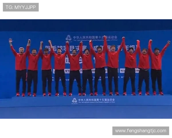 南京羽毛球队在城市联赛中以70分稳居积分榜首位展现强劲实力